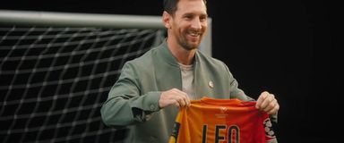 Η συγκίνηση του Μέσι όταν συνειδητοποίησε ότι όλα τα παιδιά ονομάζονται «Λέο» (vid)