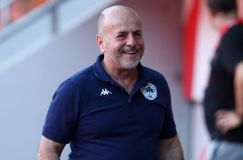 «Τρέλα» Αλαφούζου για το πρωτάθλημα - «Χρυσώνει» τους παίκτες