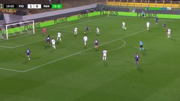 Σπουδαία απόκρουση του Ντραγκόβσκι, γλίτωσε το 2-0 σε σουτ του Μαντράγκορα