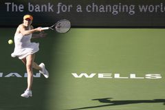 Η Σβιτόλινα απέκλεισε την Σβιόντεκ και προκρίθηκε στα ημιτελικά του Indian Wells