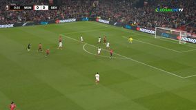Γκολ στα 27'' πέτυχε η Μάντσεστερ Γιουνάιτεντ κόντρα στη Σεβίλλη, αλλά ο Σάντσο ήταν οφσάιντ (vid)