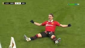 Τρομερή μπαλιά του Μπρούνο Φερνάντες, ο Ζάμπιτσερ άνοιξε το σκορ για τη Μάντσεστερ Γιουνάιτεντ κόντρα στη Σεβίλλη