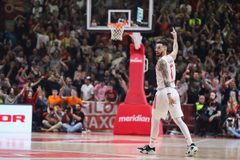 Μάνατζερ Βιλντόζα: «Βαρέθηκα να ακούω ότι ο Λούκα πάει στον Παναθηναϊκό»