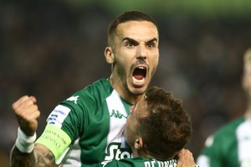 Ο Κουρμπέλης ανανεώνει με τον Παναθηναϊκό μετά τα playoffs