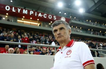 «Ο Ολυμπιακός ανταμείβει τον Μεντιλίμπαρ»: Τα ξένα ΜΜΕ για την ανανέωση του Ισπανού τεχνικού