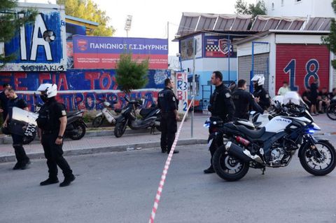 Πυροβολισμοί έξω από το γήπεδο του Πανιωνίου - Διέφυγε ο δράστης, ένας τραυματίας