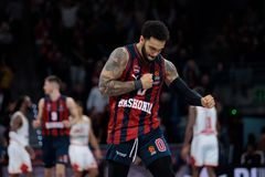 Ο «εκτελεστής» Μάρκους Χάουαρντ και η επικράτηση κόντρα στον Μάικ Τζέιμς - Οι κορυφαίοι στα στατιστικά της regular season (vids)