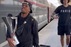 Η κούπα πήγε στο Παρίσι: Από την αγκαλιά του Τι Τζέι Σορτς στην τροπαιοθήκη της Παρί (vid)