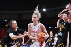 Στον Βύρωνα ο Ολυμπιακός για τη στέψη - Do or die για τον Αθηναϊκό