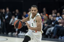 Ο Γουόνγκ κέρδισε την εμπιστοσύνη της Ζαλγκίρις και υπέγραψε νέο συμβόλαιο τριετίας