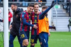 Ασύλληπτο γκολ με το εξωτερικό για τον Κουλούρη που έφτασε τα 24 με την Πογκόν (vid)