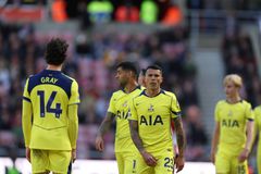 Η Τότεναμ σε «ελεύθερη πτώση»: Βλέπει τον υποβιβασμό κατάματα μετά από 11 χρόνια