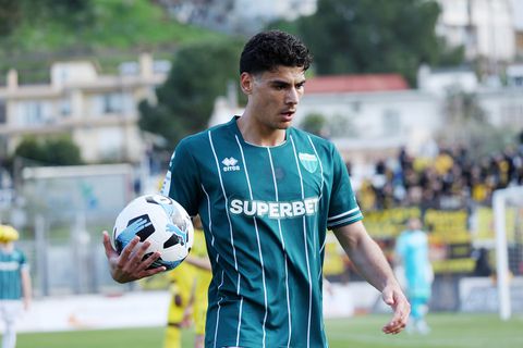 Τα νούμερα του Τσάπρα ζαλίζουν και ο ντόρος συνεχίζεται