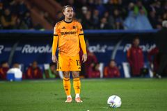 «Η Ρόμα δεν έχει πρόθεση να κρατήσει τον Τσιμίκα - Η Λίβερπουλ θα κρίνει το μέλλον του»