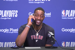 Η μητέρα του Αντεμπάγιο πήρε ακατάλληλη ώρα το παιδί της για να δει τι κάνει (vid)