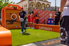 Μια αξέχαστη γιορτή: Το τρόπαιο του Κυπέλλου Ελλάδας Betsson στο Μοναστηράκι!