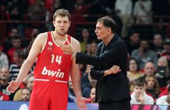 Βεζένκοφ: «Ο Μπαρτζώκας δεν είναι αυτό που βλέπετε» - Που κατέταξε το ΟΑΚΑ στις «καυτές» έδρες