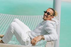 Ο Τσιμίκας απολαμβάνει τις καλοκαιρινές του διακοπές στις εξωτικές Μαλδίβες (pics)