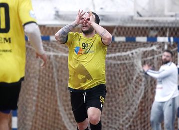 Η ΑΕΚ κράτησε την έδρα της κόντρα στον Ολυμπιακό και ο τίτλος θα κριθεί σε πέμπτο τελικό