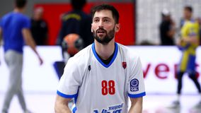 Ο Νίκος Γκίκας συνεχίζει στον Πανιώνιο