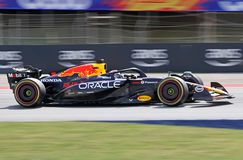 Ο Φερστάπεν ταχύτερος στο FP1 του Καναδά, ατύχημα για τον Λεκλέρ