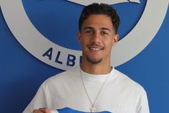 Εκτός πρεμιέρας με Φούλαμ οι Κωστούλας και Τζίμας για τη Μπράιτον