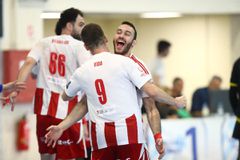 Ο Ολυμπιακός νίκησε την ΑΕΚ στο Κασιμάτης και κατέκτησε το πρωτάθλημα