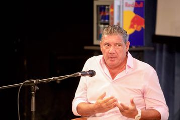 Ραζνάτοβιτς σε «απόγνωση»: «12 παίκτες με συμβόλαια Euroleague και δεν μπορώ...»