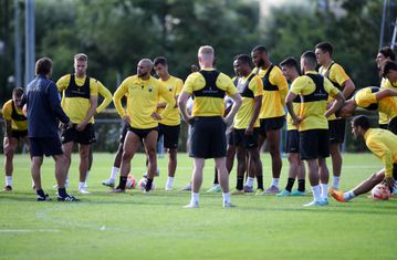 Η ΑΕΚ αποχαιρετά την Ολλανδία με το πιο ζόρικο και πιο περίεργο φιλικό