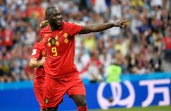 Εμφατική νίκη για το Βέλγιο με καρέ τερμάτων του Λουκάκου - Άνετη επικράτηση της Σουηδίας