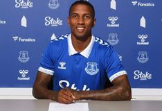 Ανακοινώθηκε από την Έβερτον ο βιονικός Άσλεϊ Γιανγκ