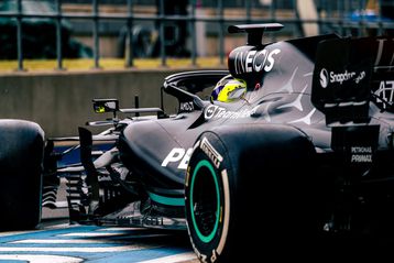 Δοκιμές της F1 με λασπωτήρες στο Σίλβερστοουν