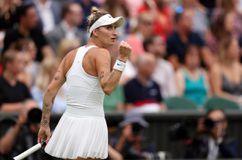 Φοβερή Βοντρούσοβα, απέκλεισε τη Σβιτολίνα και πέρασε στον τελικό του Wimbledon