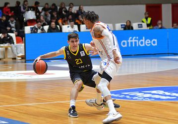 Στον αέρα η συμφωνία Κολοβέρου - Λαυρίου, καραδοκεί ο Κολοσσός για τον παίκτη