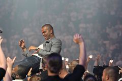 Μεγάλη τιμή για τον Τόνι Πάρκερ - Οι Γάλλοι απέσυραν τη φανέλα με το Νο 9 της εθνικής ομάδας (vids)