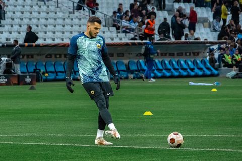Ο Θεοχάρης από την ΑΕΚ στη Νέα Αρτάκη