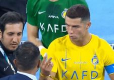 Δεν μπορούσε να σταματήσει να γελά ο Κριστιάνο όταν ο Σάβιτς αναδείχθηκε MVP αντί αυτού: «Αλήθεια; Μα έβαλα δύο γκολ» (vid)