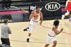 Ο Μφιόντου Καμπενγκέλε φέρνει ισορροπία και... δύναμη στην ΑΕΚ