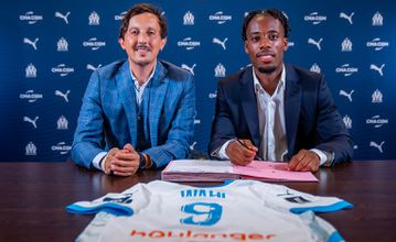 Η Λανς πούλησε τον βασικό της σέντερ φορ στη Μαρσέιγ έναντι 30 εκατ. ευρώ