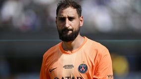 Πάει για το «μπαμ» με Ντοναρούμα η Μάντσεστερ Σίτι