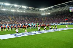 Το αντιπολεμικό «μήνυμα» της UEFA πριν το Παρί Σεν Ζερμέν-Τότεναμ:  «Σταματήστε να σκοτώνετε παιδιά» (pic-vid)