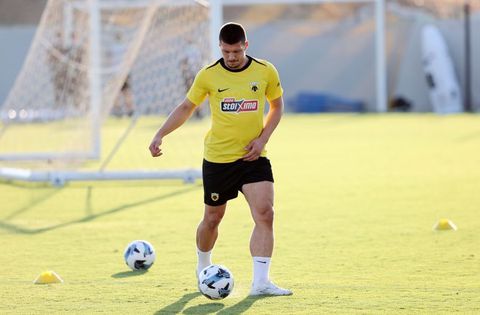 Το ξεκάθαρο πλάνο του Νίκολιτς για τον Γιόβιτς
