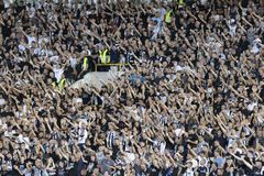 Βαριά ποινή της UEFA στην Παρτιζάν για ρατσιστική και απρεπή συμπεριφορά των οπαδών της