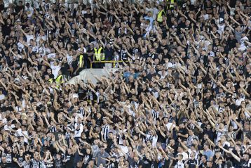 Βαριά ποινή της UEFA στην Παρτιζάν για ρατσιστική και απρεπή συμπεριφορά των οπαδών της