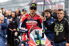 Δύσκολη χρονιά για τον Μιρ: Πτώσεις, ατυχία και μια Honda που δεν ανταποκρίνεται