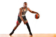 Ο Κέμπα Ουόκερ προγραμματίζει το ντεμπούτο του με τη Μονακό - Πιθανός... στόχος το ματς του Βελιγραδίου με τον Ερυθρό Αστέρα