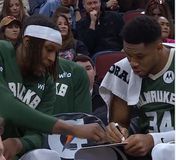 Ο Αντετοκούνμπο ανέλαβε χρέη... προπονητή και ο Τέρνερ τον αποθέωσε στις δηλώσεις του: «Μου άλλαξε τη ζωή» (vid)