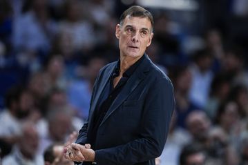 Μπαρτζώκας: «Την τελευταία στιγμή η απόφαση για τους τραυματίες» - Τι δήλωσε για πιθανή ενίσχυση