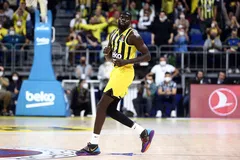 Ανακοίνωσε τον Σάγιοκ η Μακάμπι