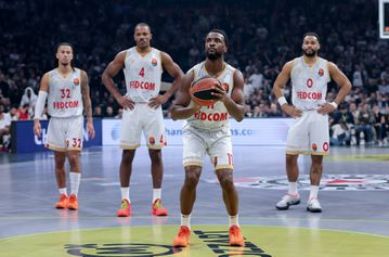 ΕΡΥΘΡΟΣ ΑΣΤΕΡΑΣ - ΜΟΝΑΚΟ